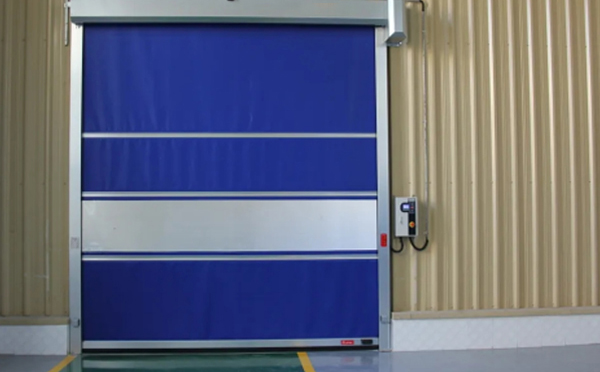 选择哈密快速哈密卷帘门时的注意事项