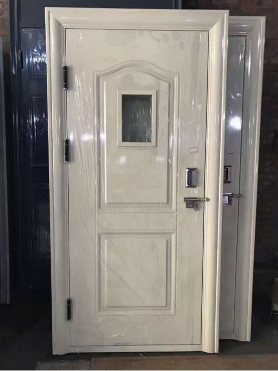 哈密学校教室门