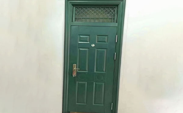 哈密学校教室门