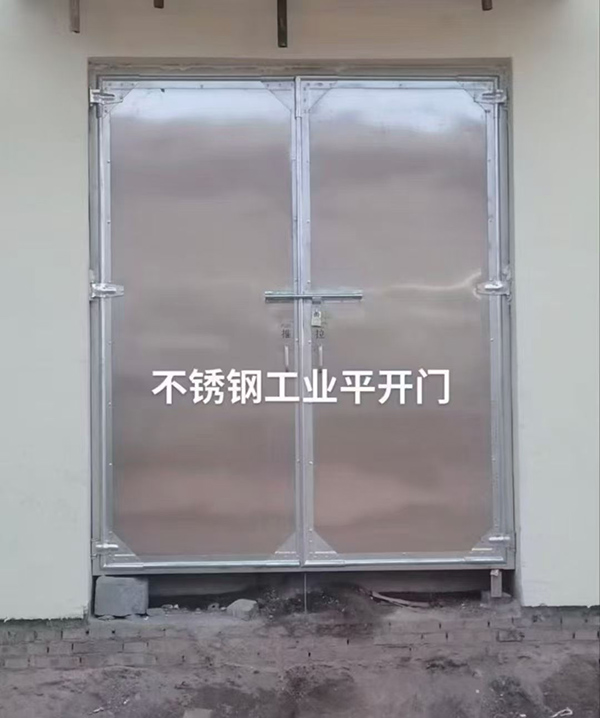 不锈钢哈密工业平开门在现代工业场景中的应用实践